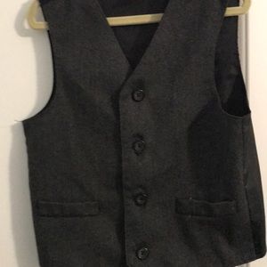 Boys vest 4t